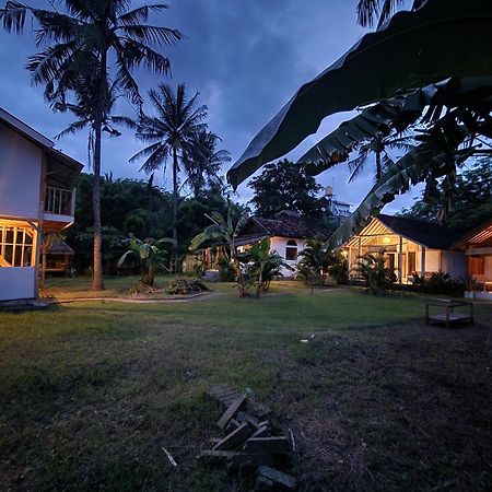 Kayu Cottage Gili Trawangan Luaran gambar