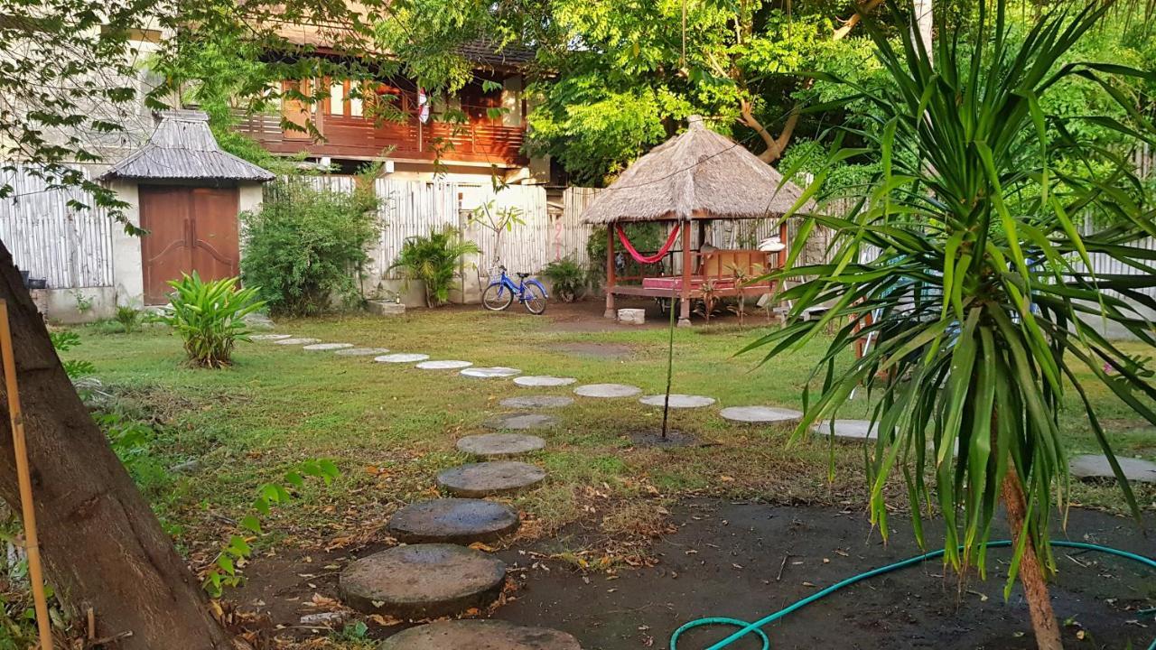 Kayu Cottage Gili Trawangan Luaran gambar