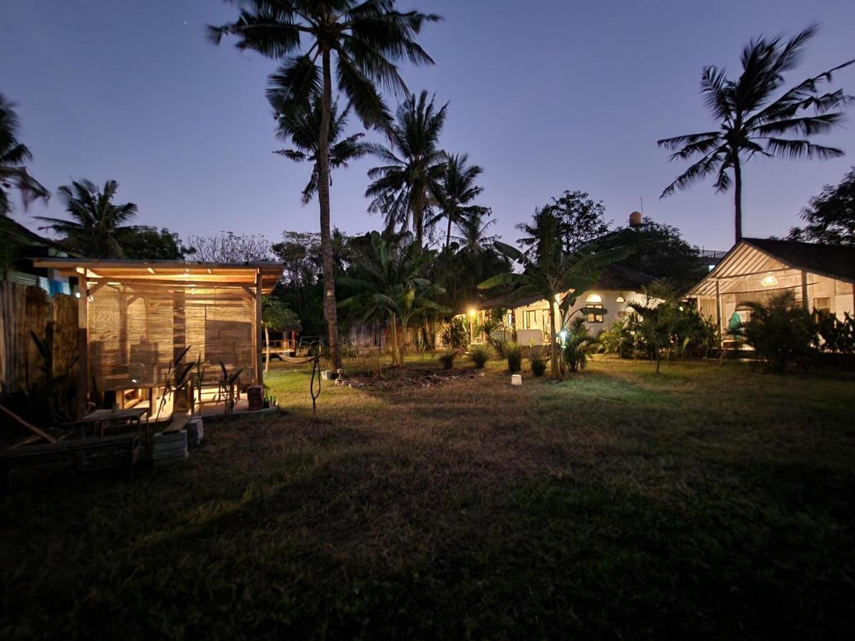 Kayu Cottage Gili Trawangan Luaran gambar