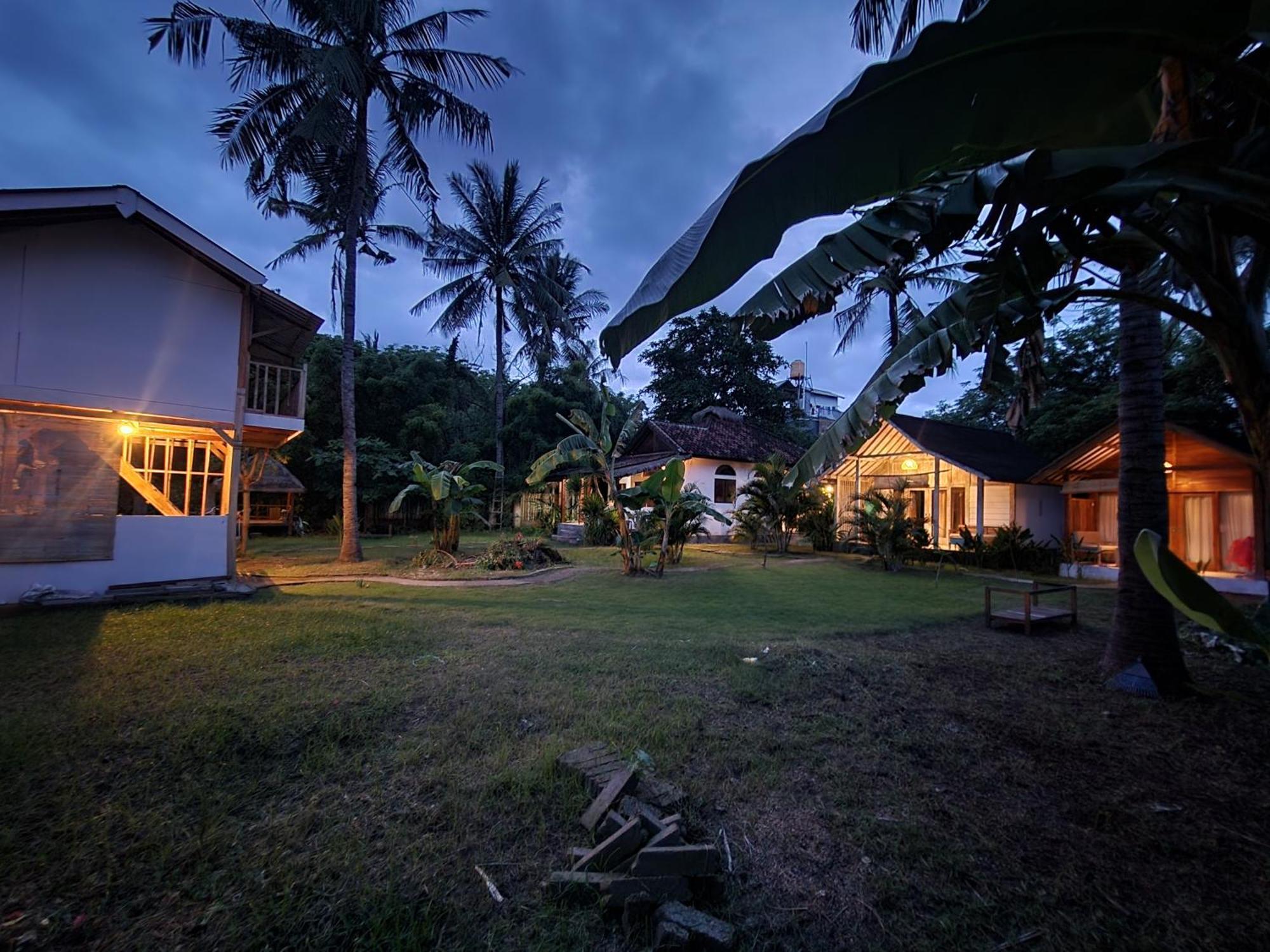Kayu Cottage Gili Trawangan Luaran gambar