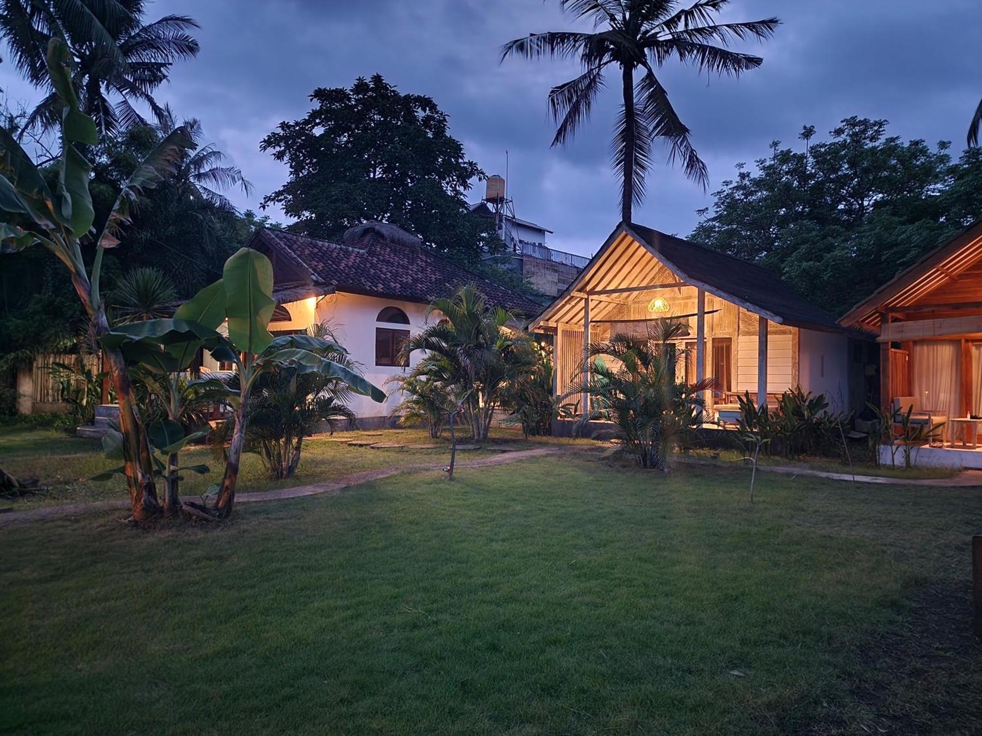 Kayu Cottage Gili Trawangan Luaran gambar